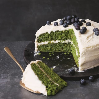 Kale and Apple Cake with Apple Icing
